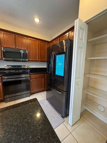 11668 NW 88th Ln 11668, Doral, FL 33178