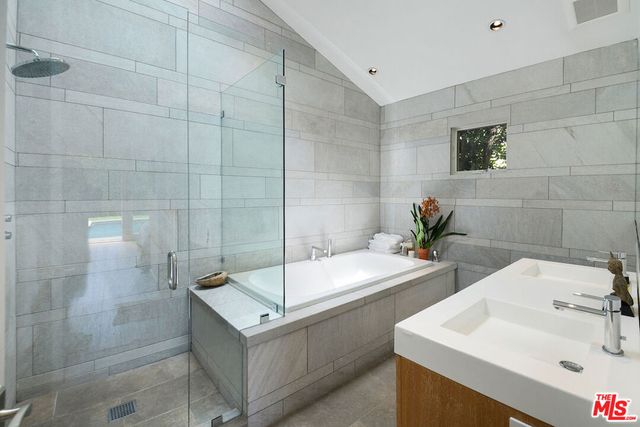 740 N Martel Avenue, Los Angeles, CA 90046