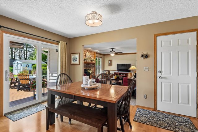 4318 101st Street, Urbandale, IA 50322