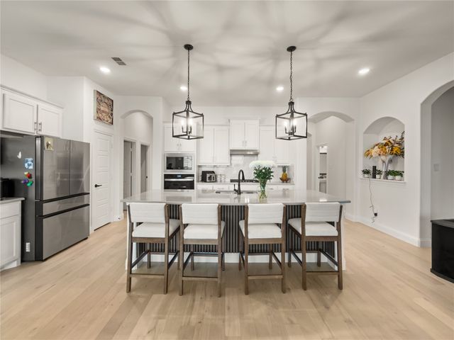 1713 Sudbury Drive, Cleburne, TX 76033