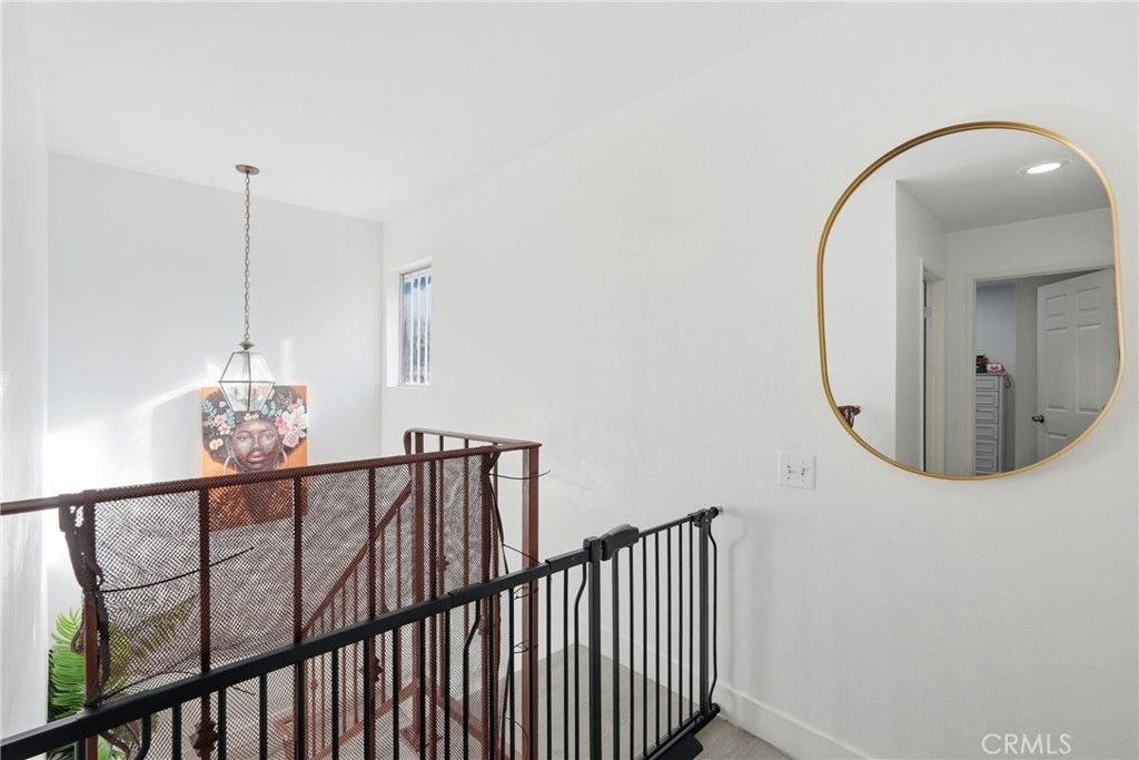 Image 19 of property listing at 8350 Burnet, North Hills, CA 91343