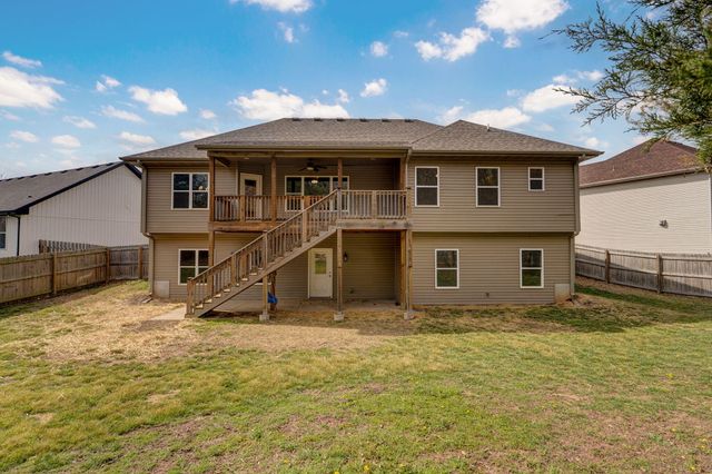 3098 S Suburban Avenue, Springfield, MO 65807