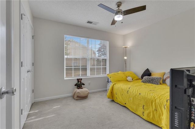 127 Chastain Circle, Newnan, GA 30263