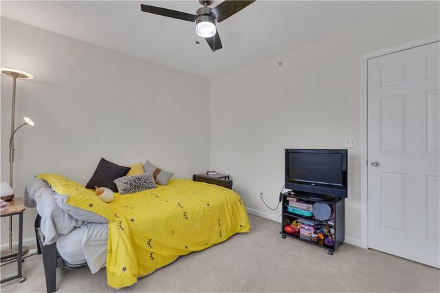 127 Chastain Circle, Newnan, GA 30263