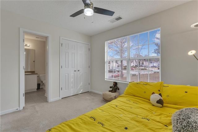 127 Chastain Circle, Newnan, GA 30263