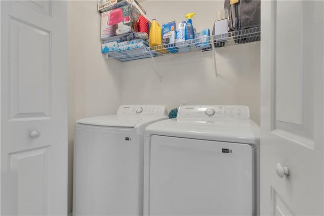 127 Chastain Circle, Newnan, GA 30263