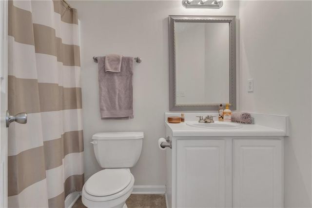 127 Chastain Circle, Newnan, GA 30263