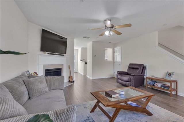 127 Chastain Circle, Newnan, GA 30263