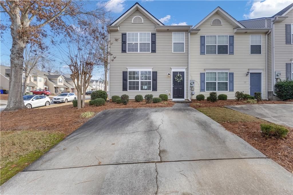 127 Chastain Circle, Newnan, GA 30263