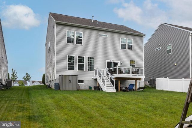 111 SOVEREIGN CT, Winchester, VA 22602