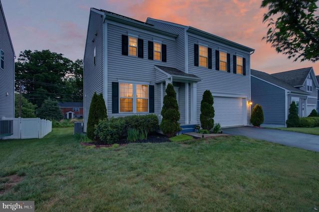 111 SOVEREIGN CT, Winchester, VA 22602