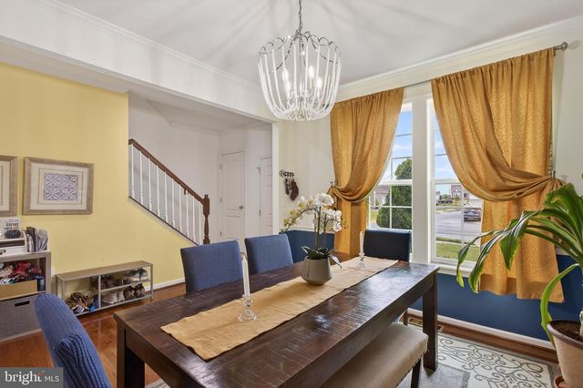 111 SOVEREIGN CT, Winchester, VA 22602