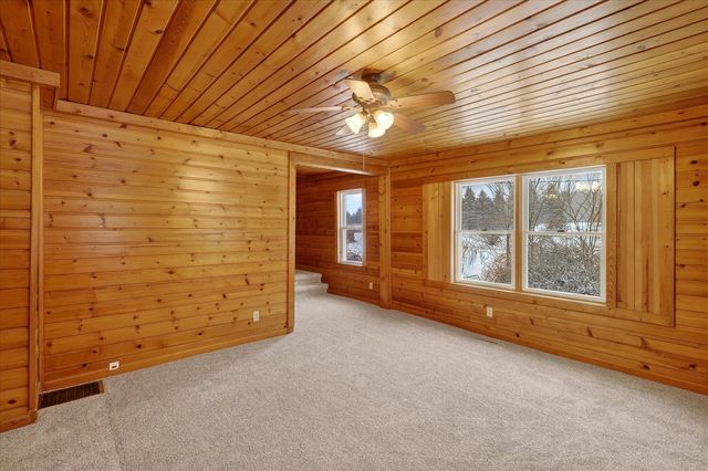 9321 S Ionia Road, Bellevue, MI 49021