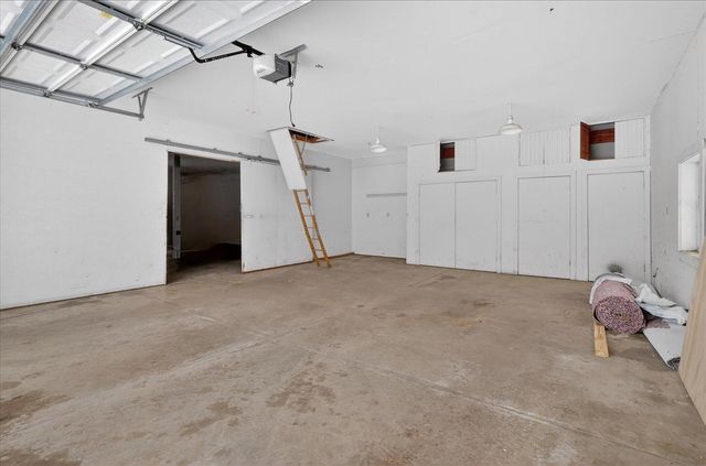 9321 S Ionia Road, Bellevue, MI 49021