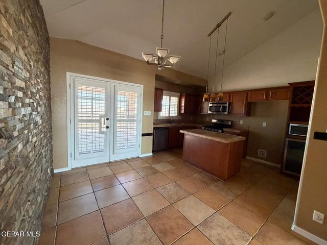 12190 VIA INCA Drive, El Paso, TX 79936