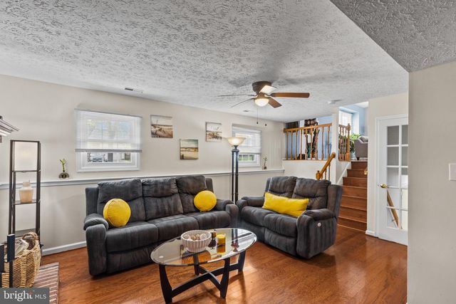 816 SUNNYFIELD LN, Baltimore, MD 21225