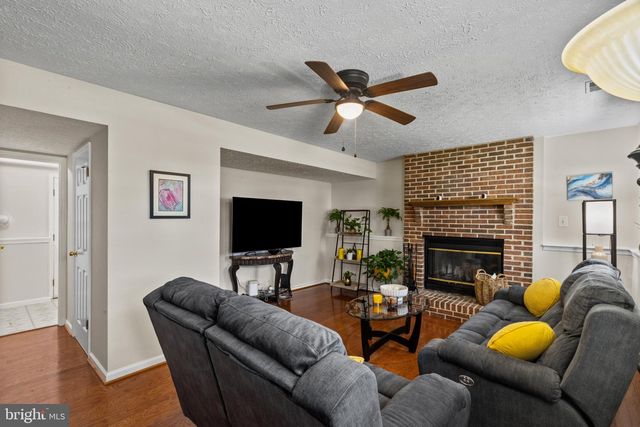 816 SUNNYFIELD LN, Baltimore, MD 21225