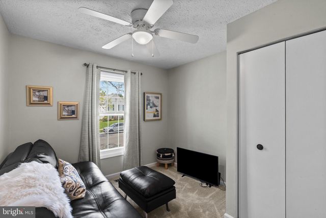 816 SUNNYFIELD LN, Baltimore, MD 21225