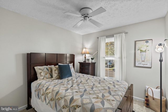 816 SUNNYFIELD LN, Baltimore, MD 21225