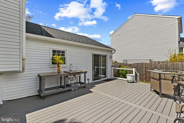 816 SUNNYFIELD LN, Baltimore, MD 21225