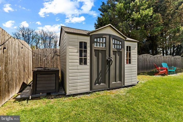 816 SUNNYFIELD LN, Baltimore, MD 21225
