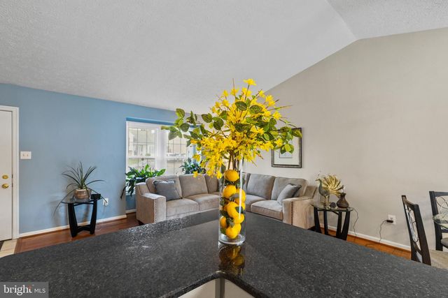 816 SUNNYFIELD LN, Baltimore, MD 21225