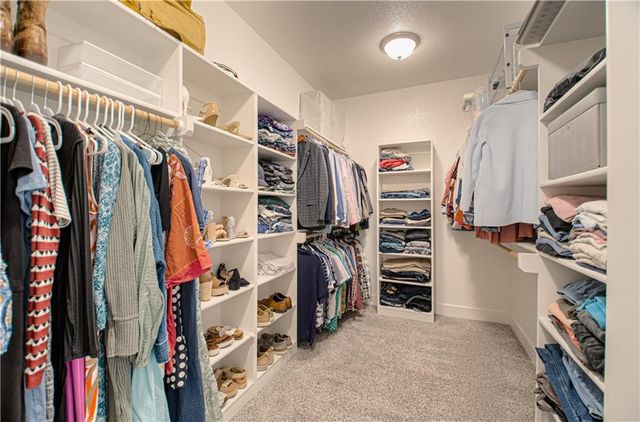 19514 W 115th Court, Olathe, KS 66061