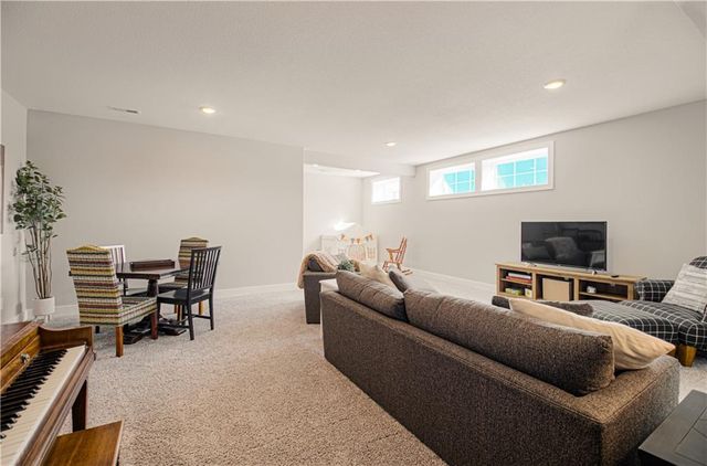 19514 W 115th Court, Olathe, KS 66061