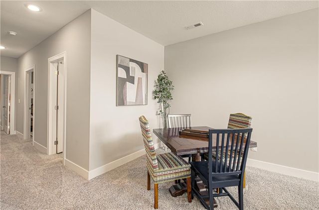 19514 W 115th Court, Olathe, KS 66061