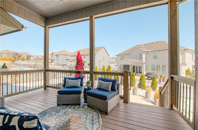 19514 W 115th Court, Olathe, KS 66061