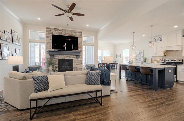 19514 W 115th Court, Olathe, KS 66061