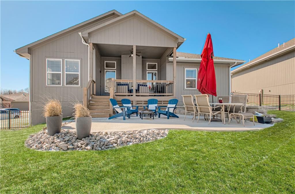 19514 W 115th Court, Olathe, KS 66061