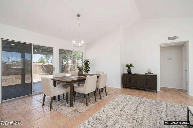 12110 N 70TH Avenue, Peoria, AZ 85345