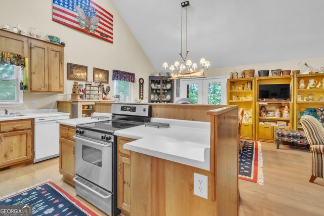 256 Siesta Street, Lavonia, GA 30553