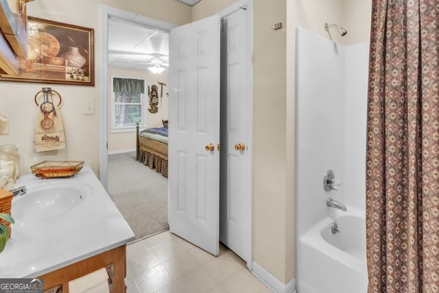 256 Siesta Street, Lavonia, GA 30553
