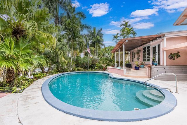 1728 SW 4th Court, Fort Lauderdale, FL 33312