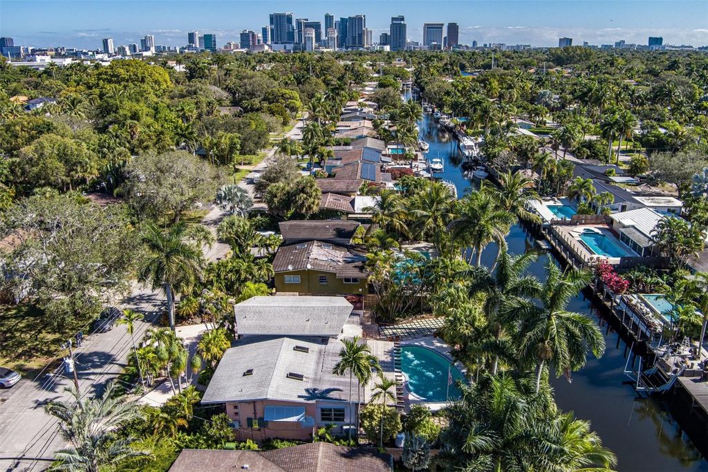 1728 SW 4th Court, Fort Lauderdale, FL 33312