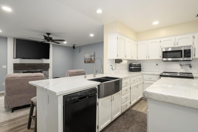 6583 N State Avenue, Fresno, CA 93722