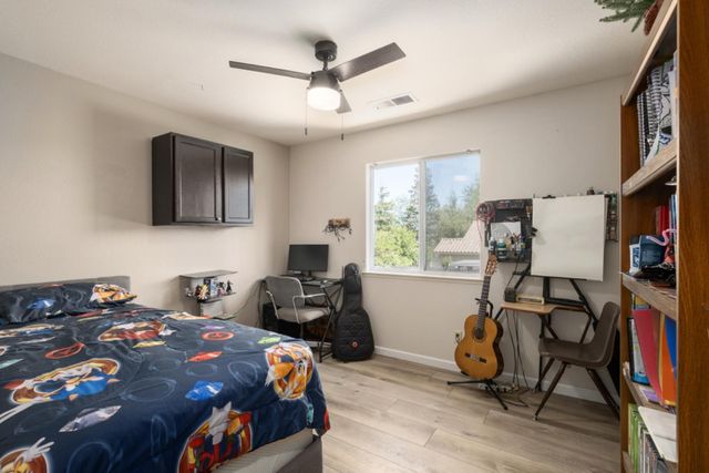 6583 N State Avenue, Fresno, CA 93722