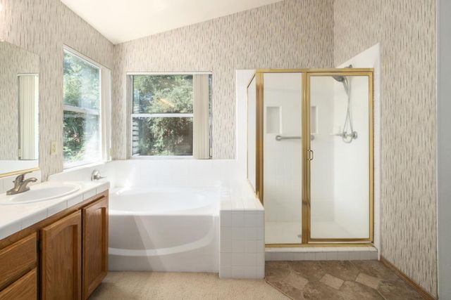 6583 N State Avenue, Fresno, CA 93722