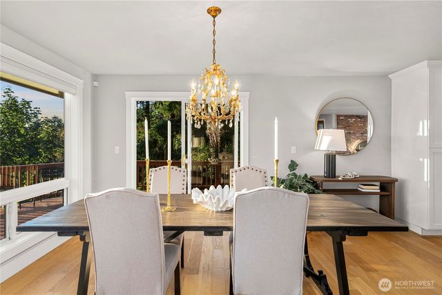 28601 13th Avenue S, Federal Way, WA 98003