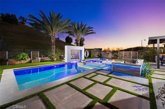 26600 Paseo Retirada, San Juan Capistrano, CA 92675
