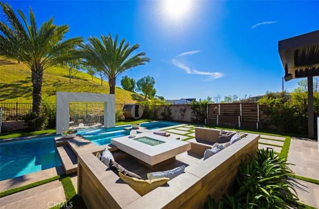 26600 Paseo Retirada, San Juan Capistrano, CA 92675