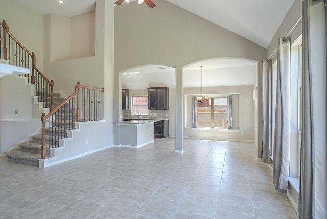 7818 Lake Commons Drive, Rosenberg, TX 77469