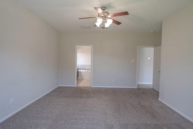 7818 Lake Commons Drive, Rosenberg, TX 77469