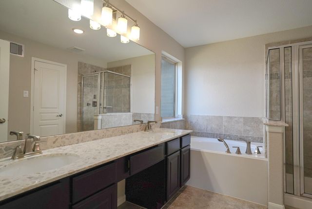 7818 Lake Commons Drive, Rosenberg, TX 77469