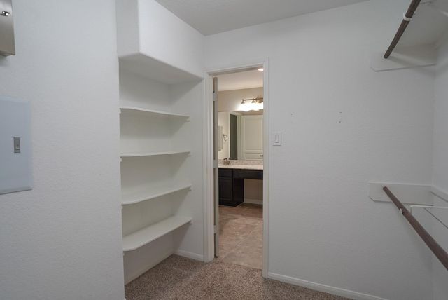 7818 Lake Commons Drive, Rosenberg, TX 77469