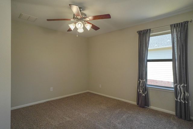 7818 Lake Commons Drive, Rosenberg, TX 77469