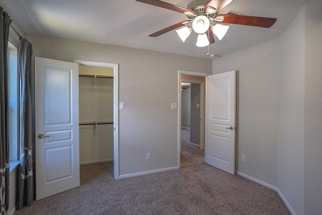 7818 Lake Commons Drive, Rosenberg, TX 77469