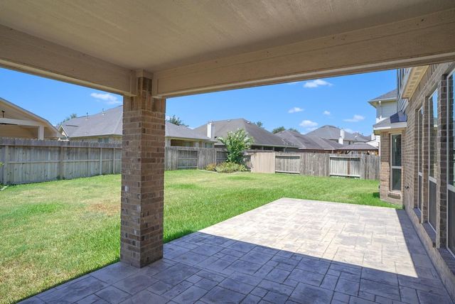 7818 Lake Commons Drive, Rosenberg, TX 77469
